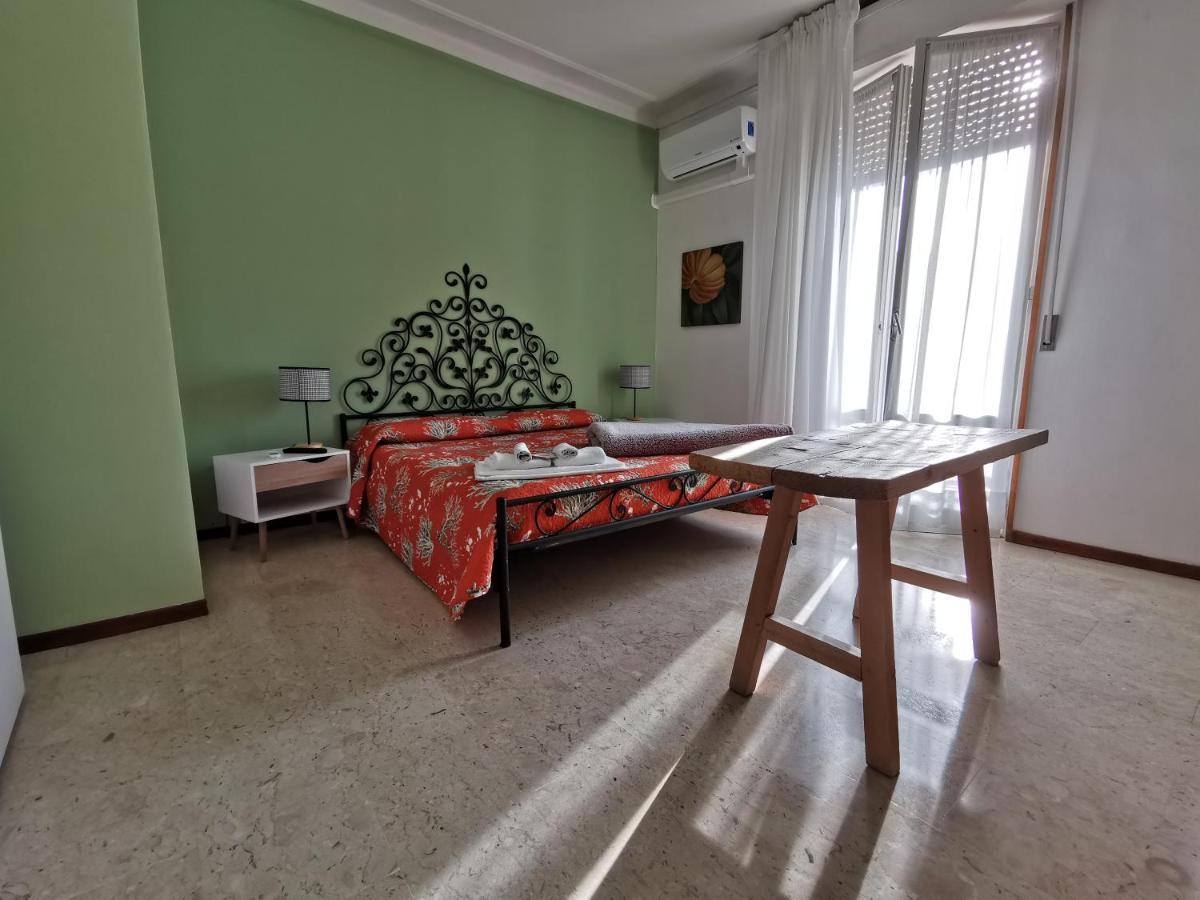 B&B Ospedale Maggiore Parma Affittacamere Exterior foto
